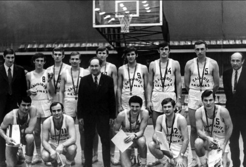 Legendinis treneris degė krepšinio aistra