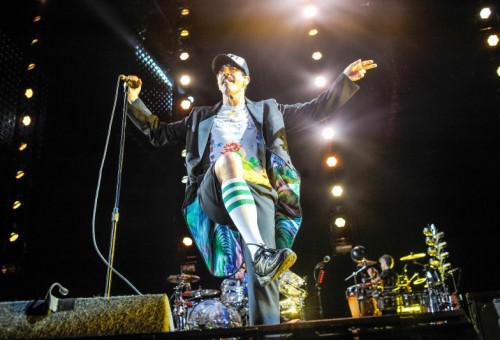 Kaune nugriaudėjo roko dievų „Red Hot Chili Peppers“ koncertas
